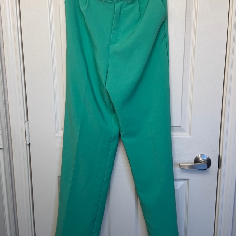 Love Tree Men's Vibrant Green Chinos